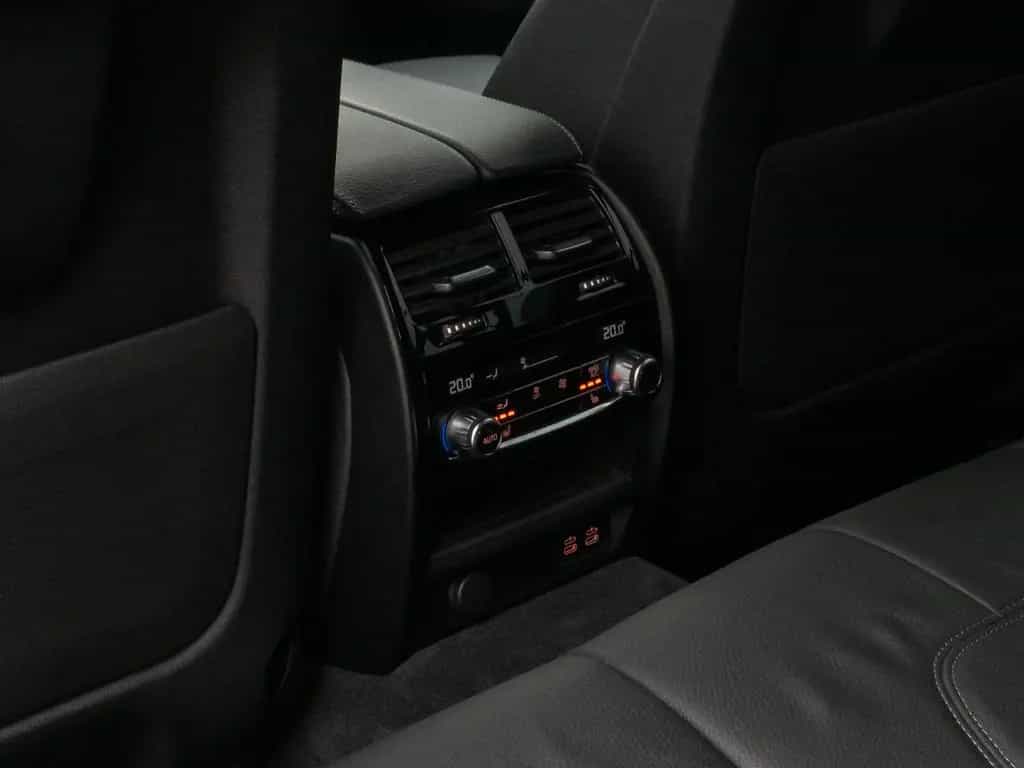 BMW 5 Series 520d M Sport Kamera DAB HiFi Stop&Go Komfort 02/2022-photo-29