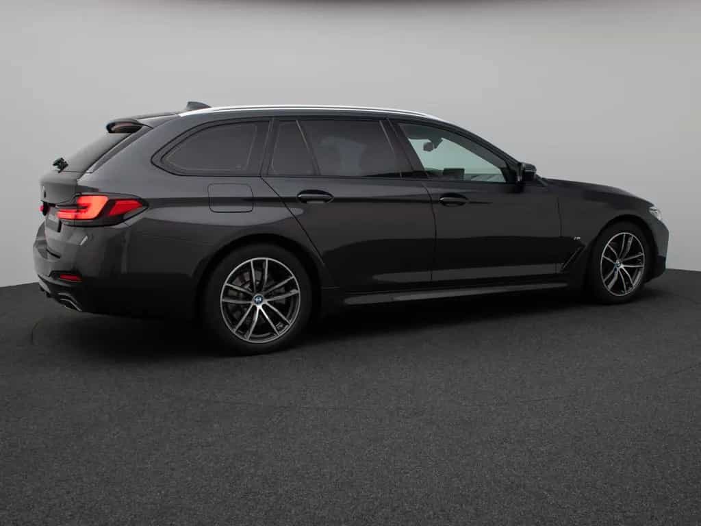 BMW 5 Series 520d M Sport Kamera DAB HiFi Stop&Go Komfort 02/2022-photo-5