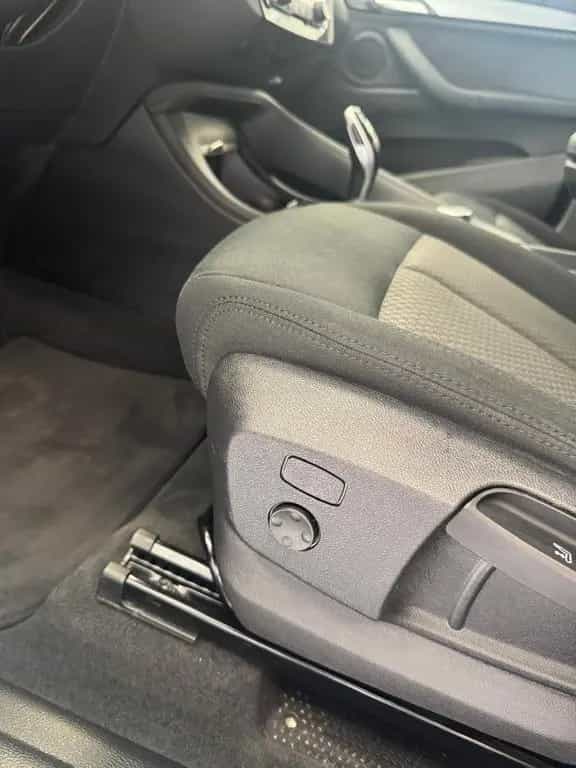 BMW X1 Baureihe 18i / NAVI/ SCHECKHEFT / LED / 07/2020-photo-18
