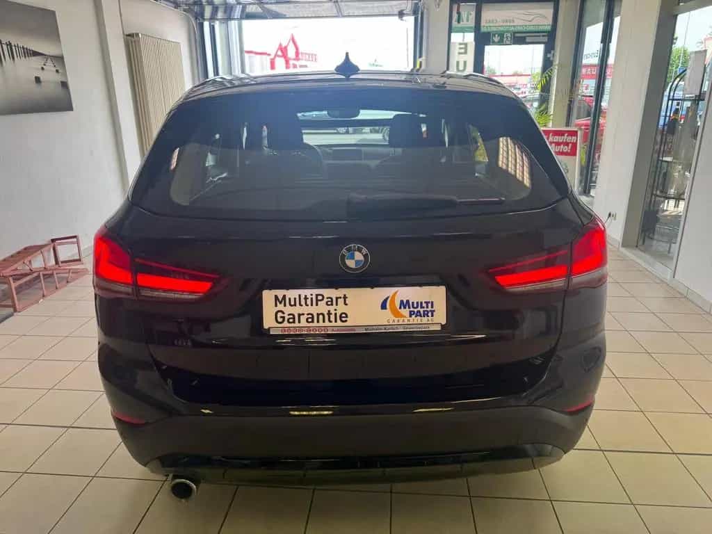 BMW X1 Baureihe 18i / NAVI/ SCHECKHEFT / LED / 07/2020-photo-5