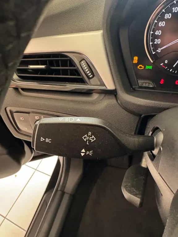 BMW X1 Baureihe 18i / NAVI/ SCHECKHEFT / LED / 07/2020-photo-9