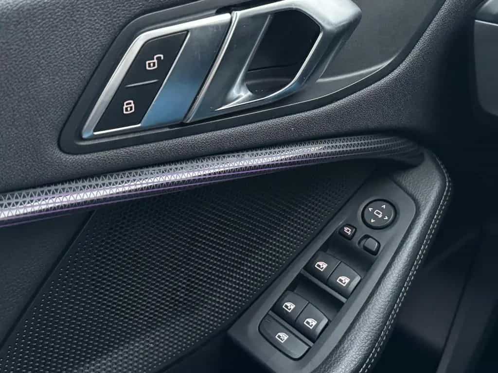 BMW 1 Series 118i Sport-Line Kamera*M-Fahrwerk*LED 12/2019-photo-42