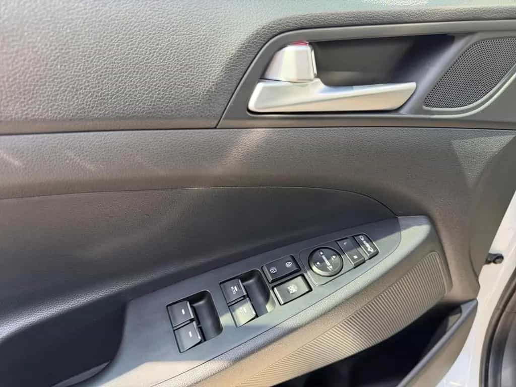 Hyundai TUCSON Advantage+ 1.6 GDi 2WD *Pano*ACC*PDC*SHZ* 07/2020-photo-19