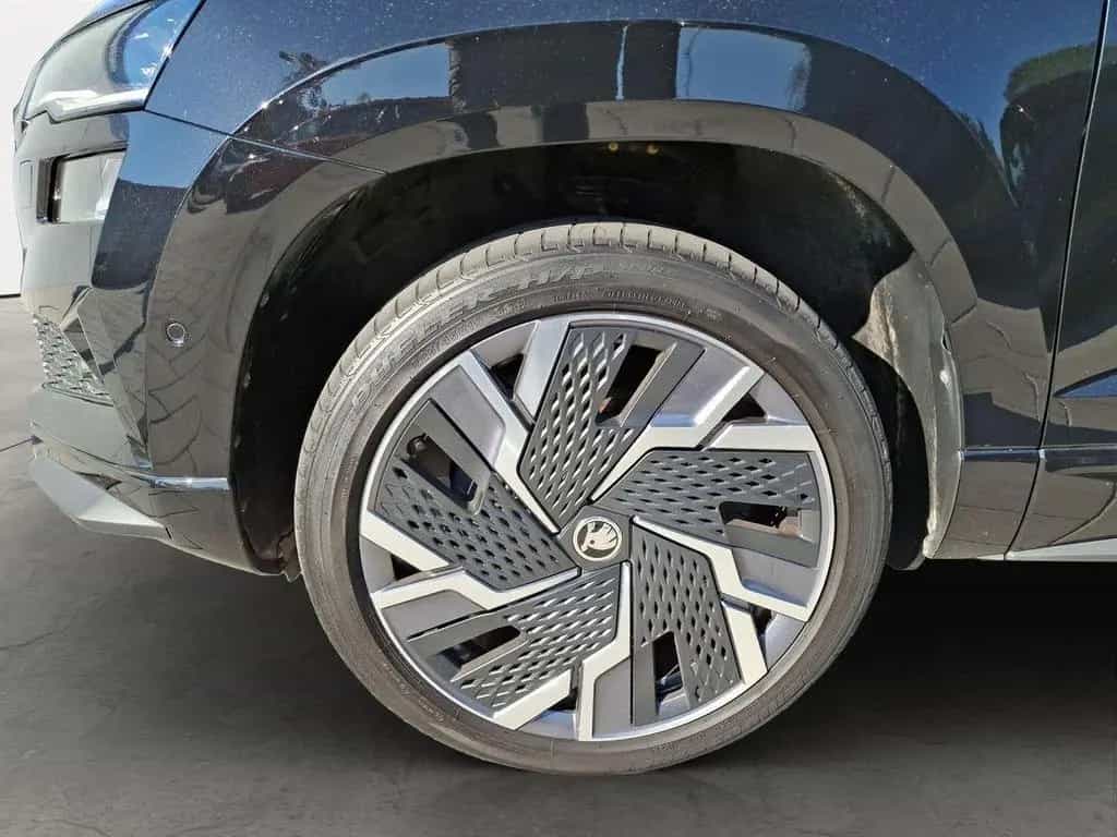 Skoda Karoq 2.0 TSI Sportline 4x4 190PS Matrix-LED Nav 06/2022-photo-9