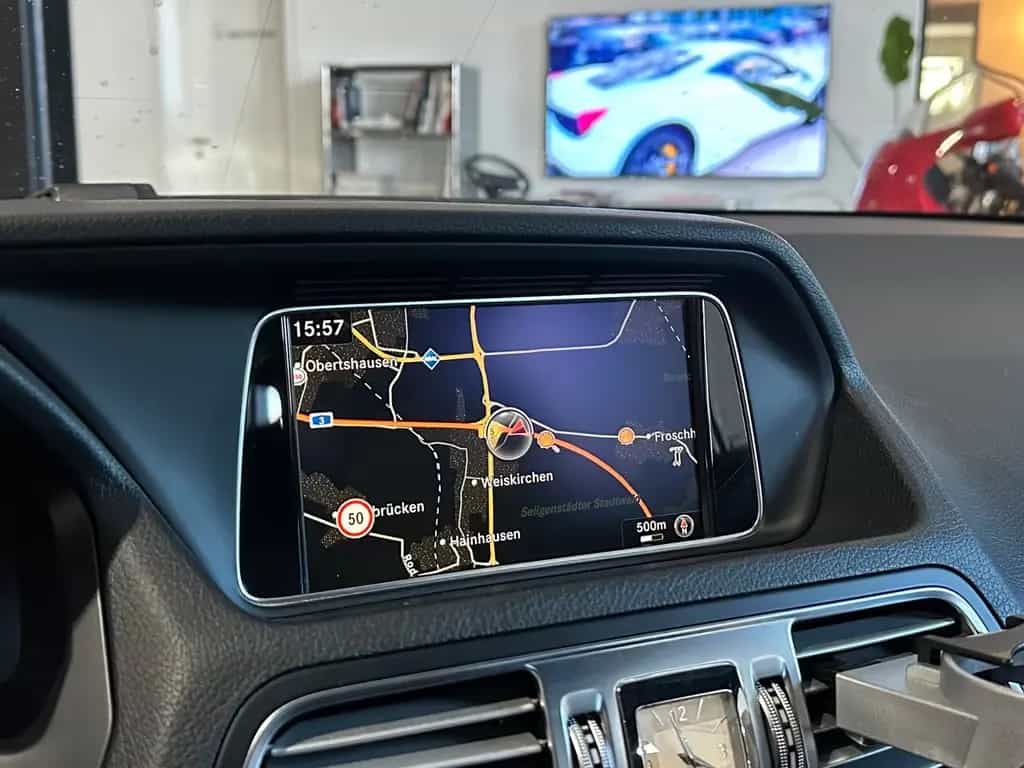 Mercedes-Benz E 200 Cabrio *AMG,Airscarf,Aircap,Leder,Tempo.* 02/2017-photo-17