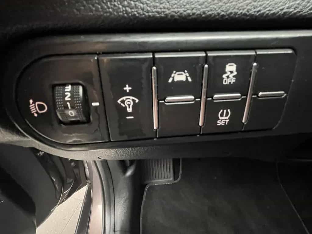 Kia XCeed 1.4 T-GDI Vision ADA KOM TEC 06/2020-photo-29