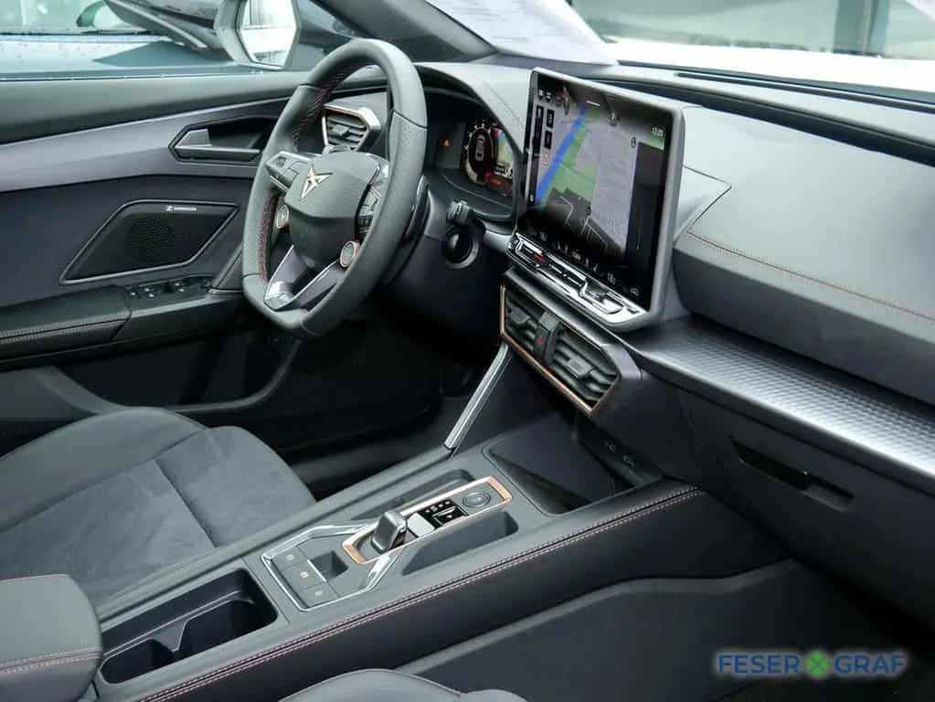 Cupra Formentor 2.0 TSI 4Drive VZ DSG 360° AHK Matrix 02/2026-photo-4