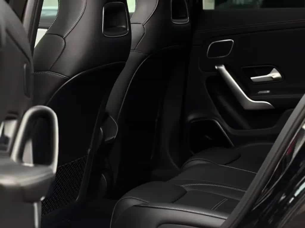Mercedes-Benz A-Class 220 4Matic*AMG*HUD*Keyless*Burmester*360° 06/2019-photo-22