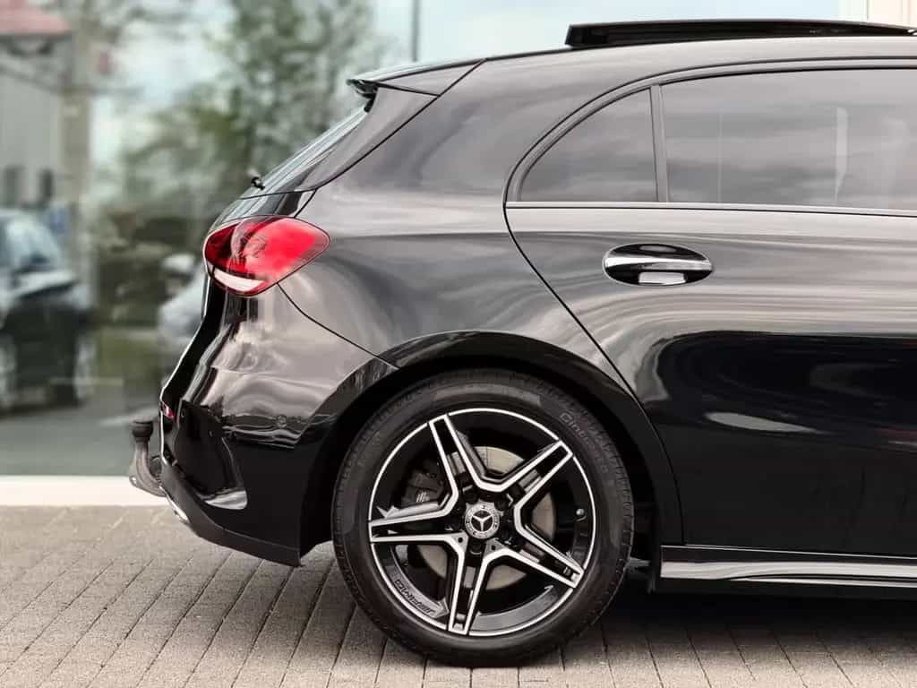 Mercedes-Benz A-Class 220 4Matic*AMG*HUD*Keyless*Burmester*360° 06/2019-photo-31