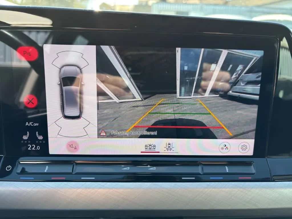 Volkswagen Golf Variant 1.5 TSI Life ACC Navi RearView 10/2021-photo-16
