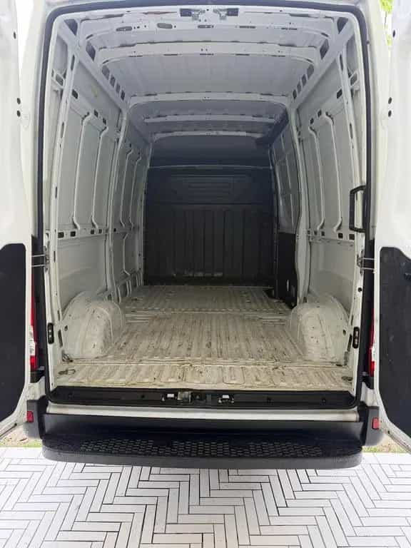 Iveco Daily 35S12V 2.3 HPT PC-TN Furgone 11/2020-photo-9