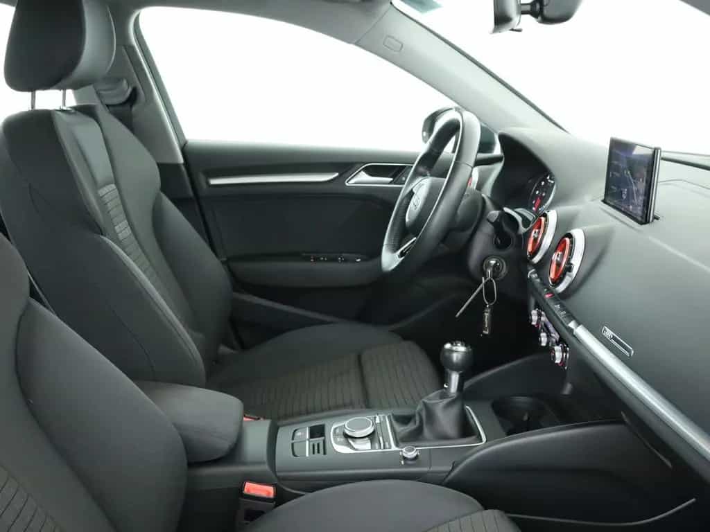 Audi A3 Sportback 30 TFSI sport *LED*Navi*Sitzhzg*PTS 10/2018-photo-16