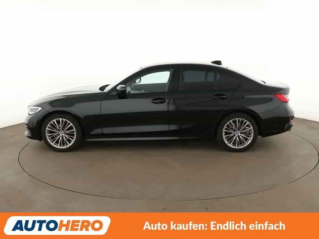 BMW 3 Series 320i Luxury Line Aut.*NAVI*LASER*CAM*TEMPO*SHZ* 11/2020-photo-2