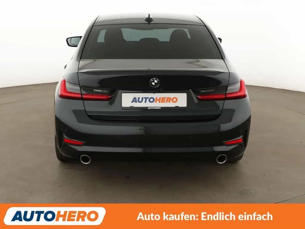 BMW 3 Series 320i Luxury Line Aut.*NAVI*LASER*CAM*TEMPO*SHZ* 11/2020-photo-4
