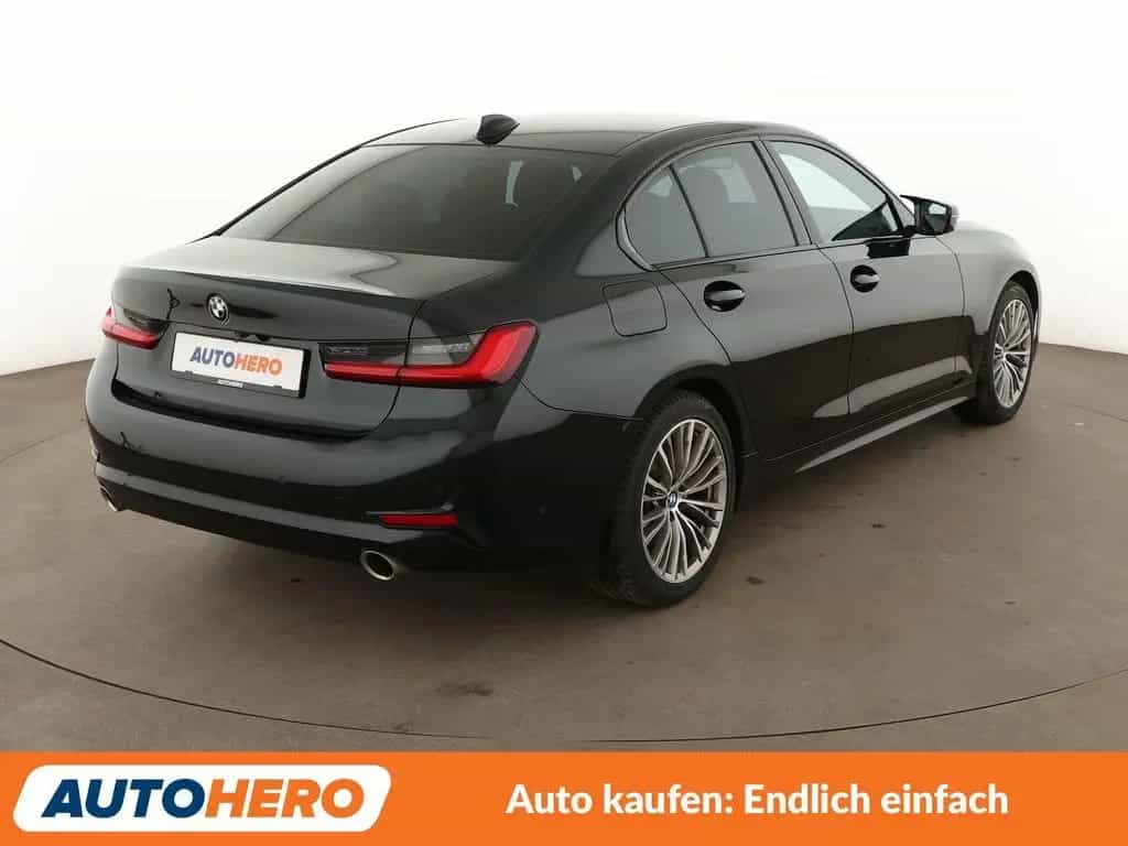 BMW 3 Series 320i Luxury Line Aut.*NAVI*LASER*CAM*TEMPO*SHZ* 11/2020-photo-5