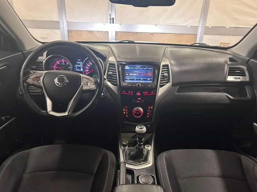 Ssangyong Tivoli 1.6d 2WD Be Visual 03/2018-photo-10