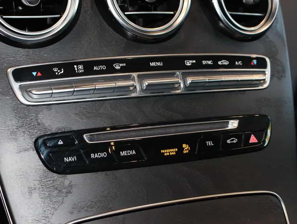 Mercedes-Benz GLC-Class 250 4MATIC AMG Line *PNRM*360 Kamera 09/2017-photo-17