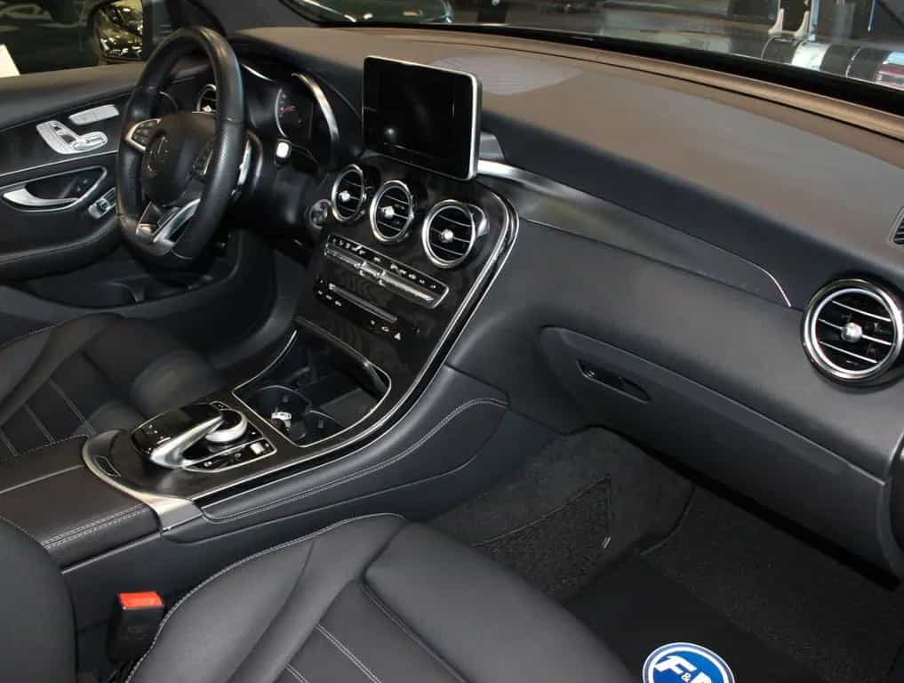 Mercedes-Benz GLC-Class 250 4MATIC AMG Line *PNRM*360 Kamera 09/2017-photo-9