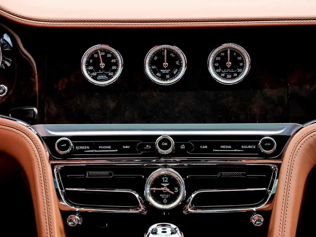 Bentley Flying Spur Azure Verdant 07/2024-photo-13