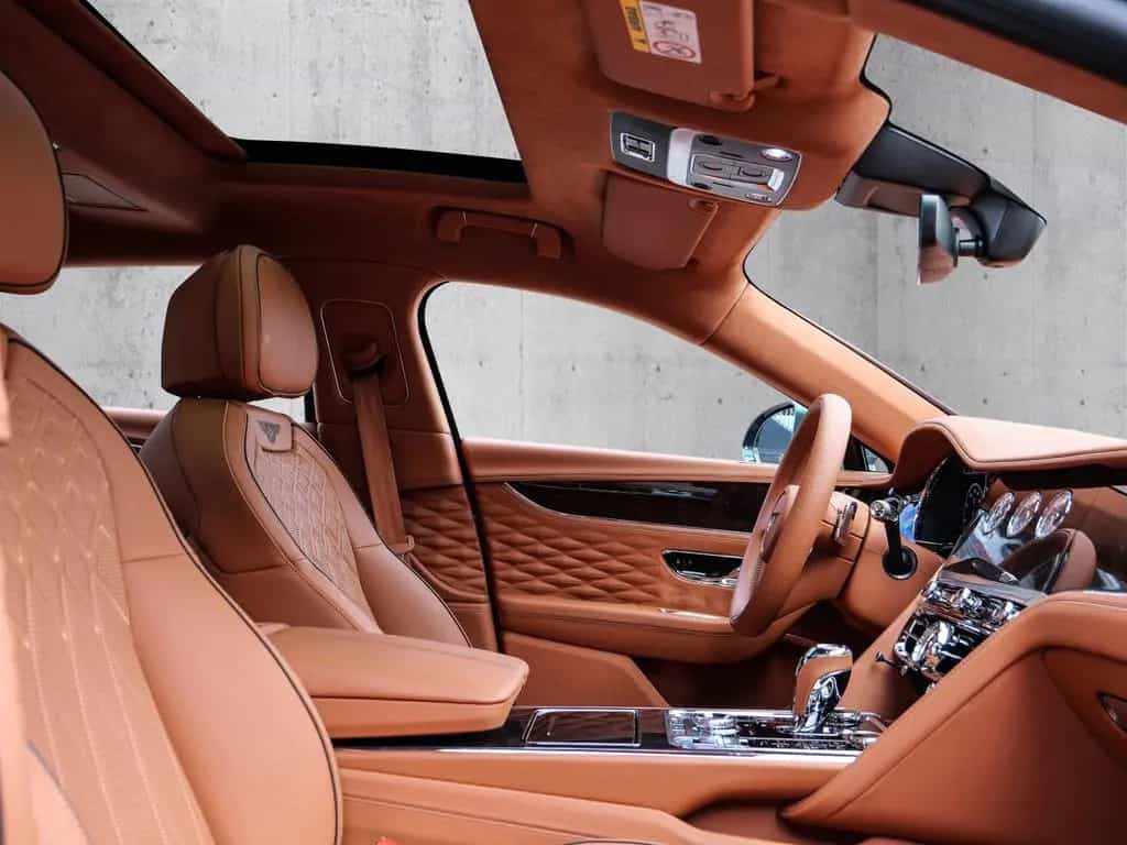 Bentley Flying Spur Azure Verdant 07/2024-photo-5