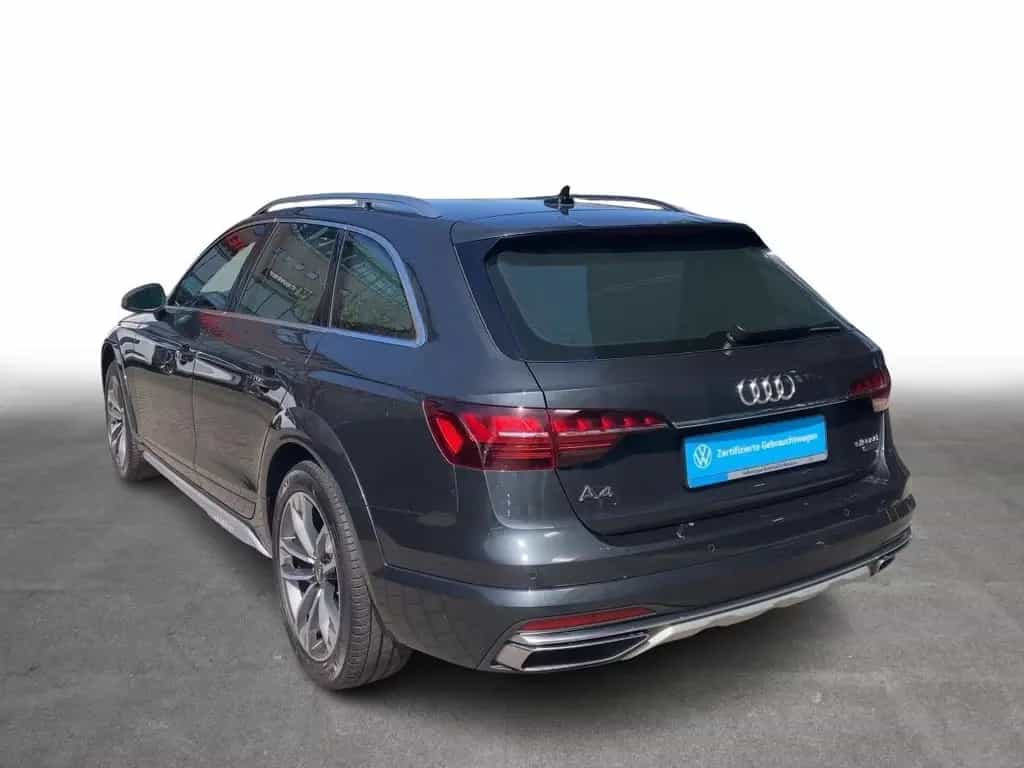 Audi A4 Avant 45 Quattro 2.0 TFSI DSG Navi LED Alcant 07/2021-photo-2