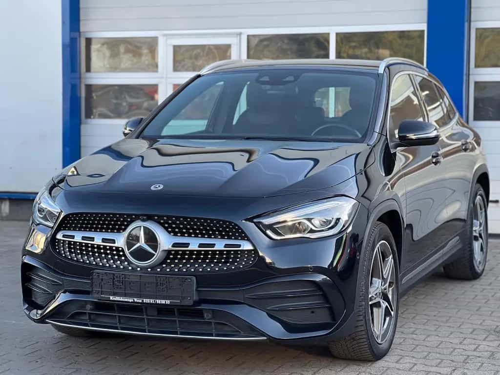 Mercedes-Benz GLA 200 "AMG-LINE/LED/KAMERA/WIDESCREEN/19" 08/2020-photo-1