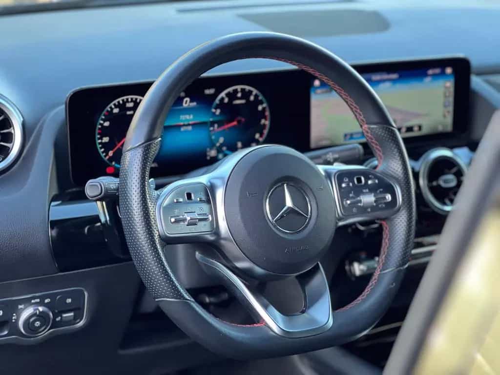 Mercedes-Benz GLA 200 "AMG-LINE/LED/KAMERA/WIDESCREEN/19" 08/2020-photo-19