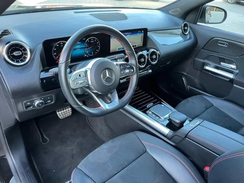 Mercedes-Benz GLA 200 "AMG-LINE/LED/KAMERA/WIDESCREEN/19" 08/2020-photo-20