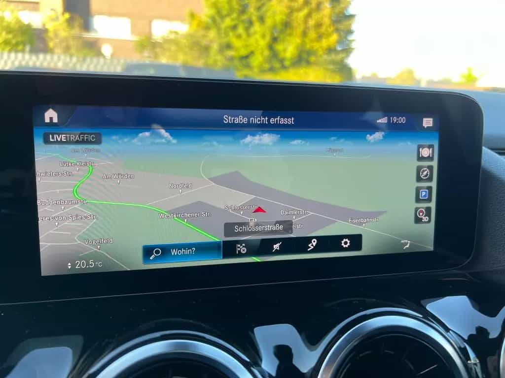 Mercedes-Benz GLA 200 "AMG-LINE/LED/KAMERA/WIDESCREEN/19" 08/2020-photo-21