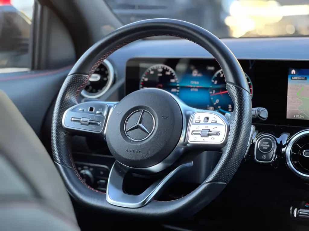 Mercedes-Benz GLA 200 "AMG-LINE/LED/KAMERA/WIDESCREEN/19" 08/2020-photo-28