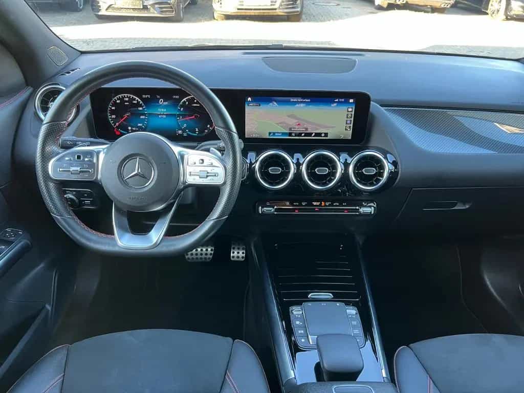 Mercedes-Benz GLA 200 "AMG-LINE/LED/KAMERA/WIDESCREEN/19" 08/2020-photo-30