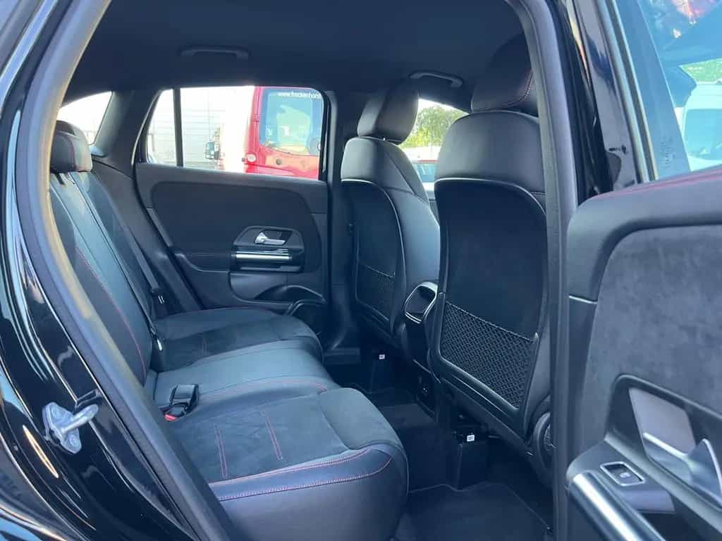 Mercedes-Benz GLA 200 "AMG-LINE/LED/KAMERA/WIDESCREEN/19" 08/2020-photo-31