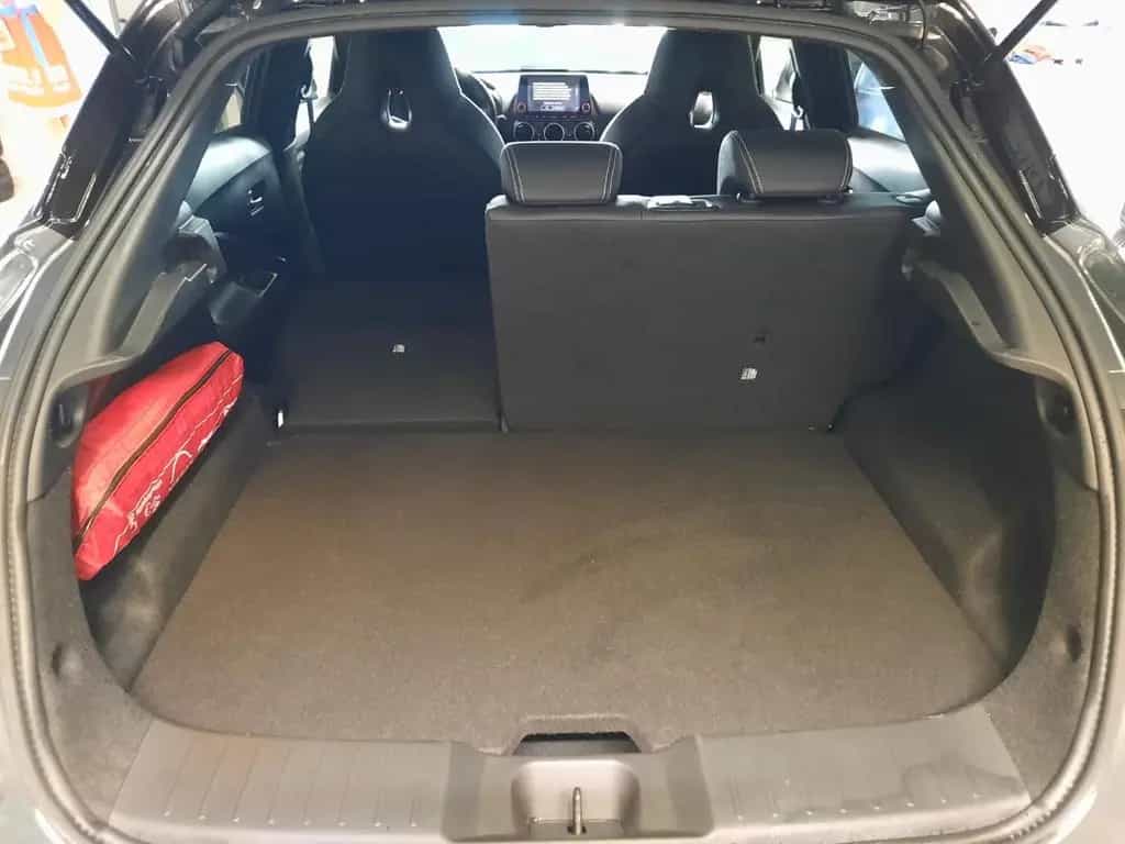 Nissan Juke Tekna 02/2023-photo-11