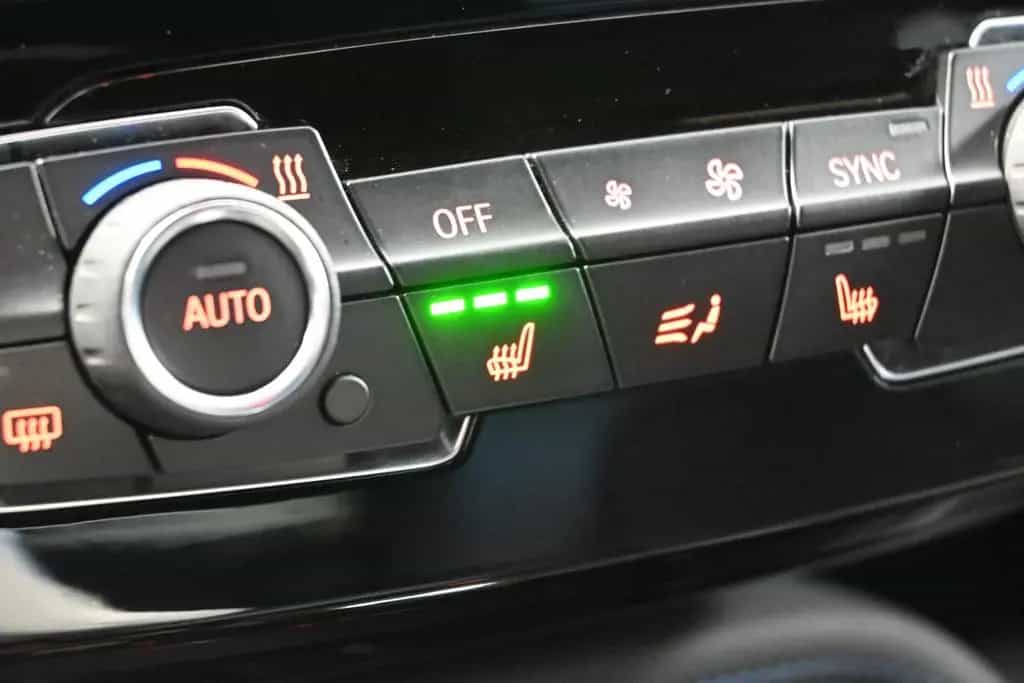 BMW X2 xDrive 20 i M Sport *LED *KAMERA *HUD *AHK 01/2020-photo-21