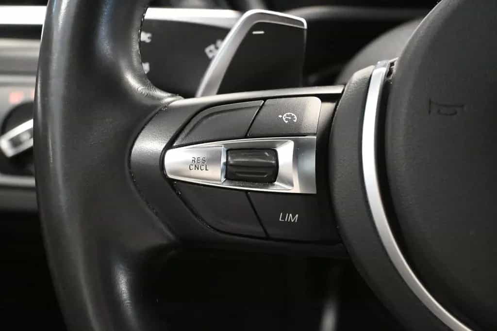 BMW X2 xDrive 20 i M Sport *LED *KAMERA *HUD *AHK 01/2020-photo-22