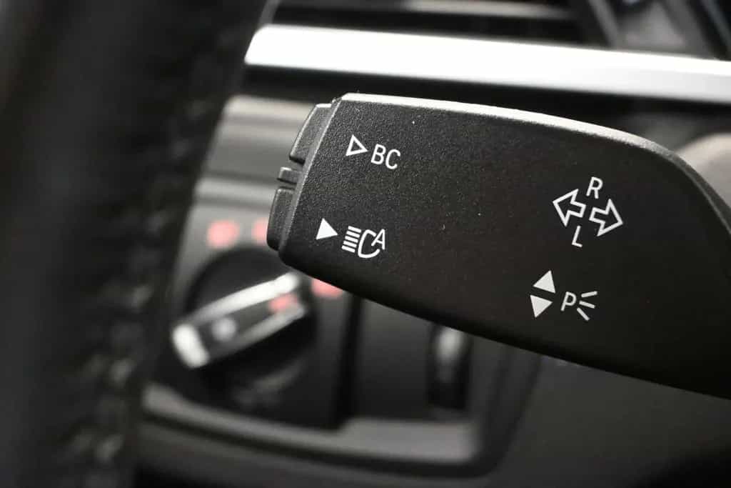BMW X2 xDrive 20 i M Sport *LED *KAMERA *HUD *AHK 01/2020-photo-24