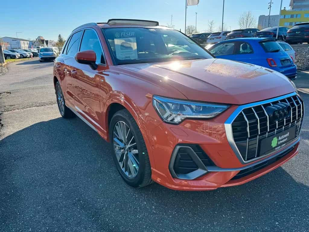 Audi Q3 S line 45 TFSI qu S tronic MATRIX NAV PAN SHZ 12/2018-photo-1