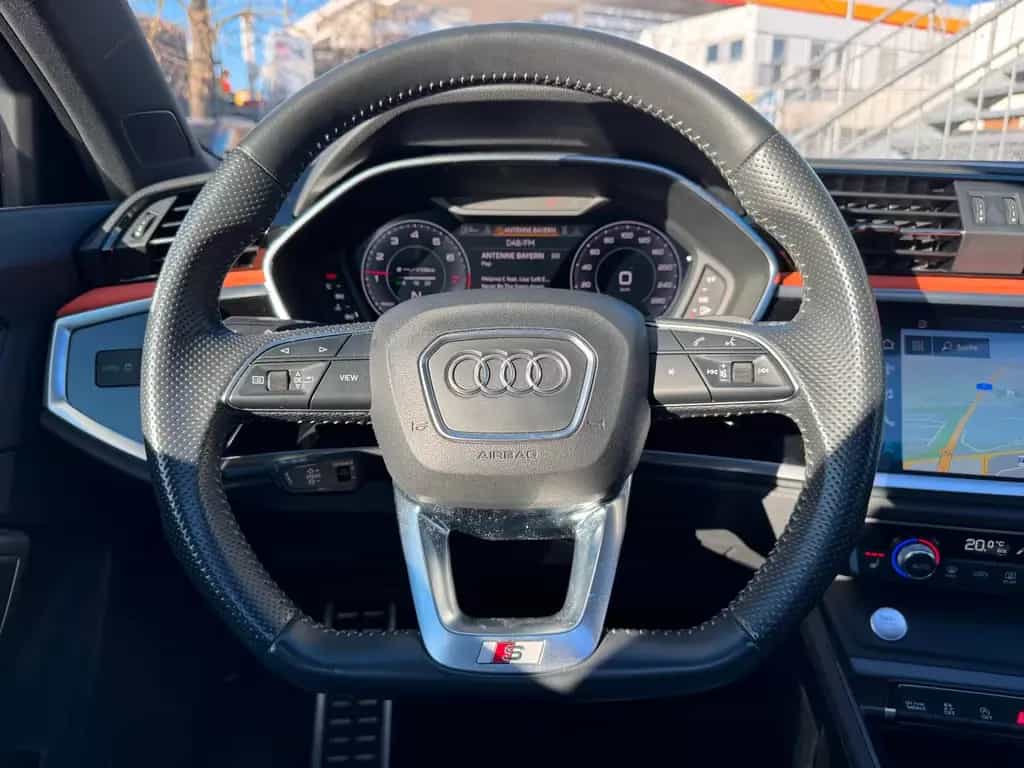 Audi Q3 S line 45 TFSI qu S tronic MATRIX NAV PAN SHZ 12/2018-photo-15