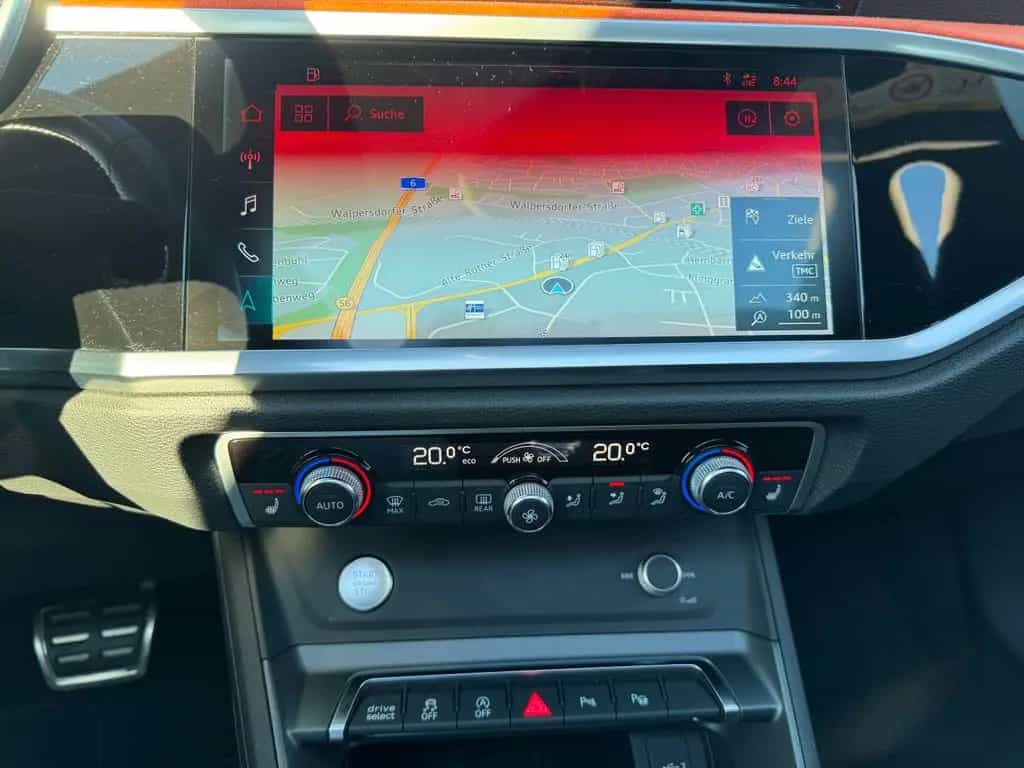Audi Q3 S line 45 TFSI qu S tronic MATRIX NAV PAN SHZ 12/2018-photo-16