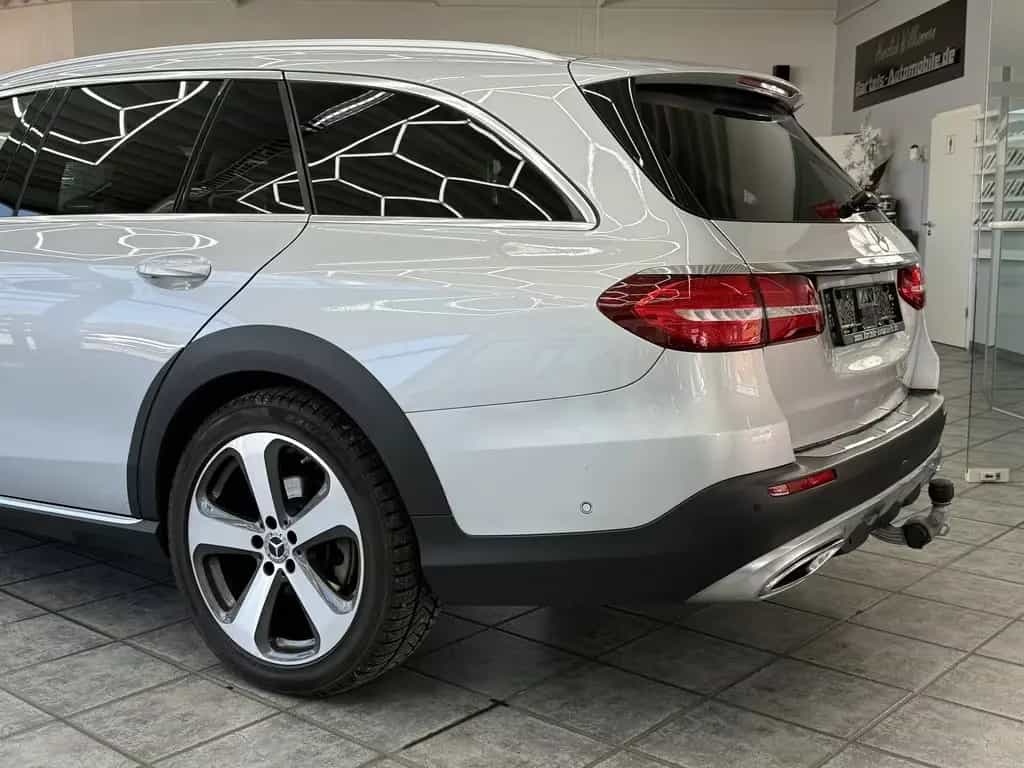Mercedes-Benz E 220 T d 4Matic All-Terrain Avantgarde, LED, 9G 07/2017-photo-15