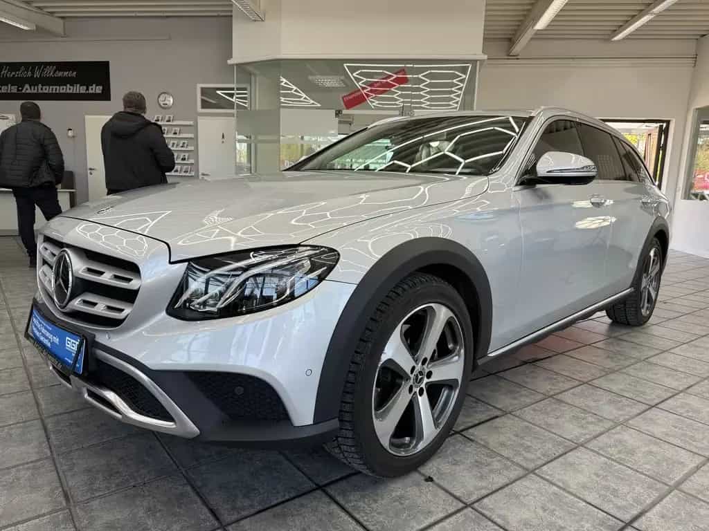 Mercedes-Benz E 220 T d 4Matic All-Terrain Avantgarde, LED, 9G 07/2017-photo-20