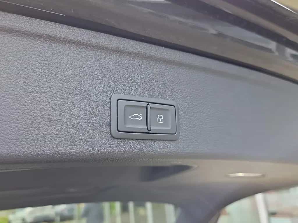 Audi A4 Avant 45 TFSI Quattro Sport*Sline*Navi*19Zoll 05/2019-photo-20