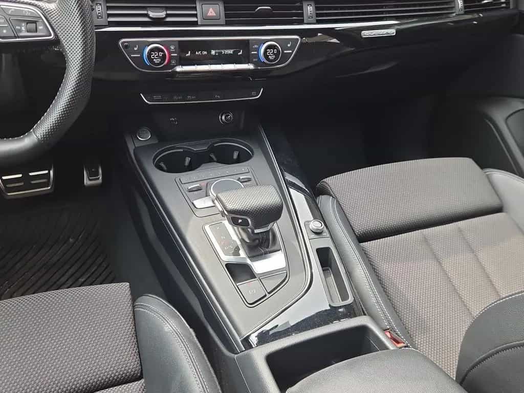 Audi A4 Avant 45 TFSI Quattro Sport*Sline*Navi*19Zoll 05/2019-photo-7