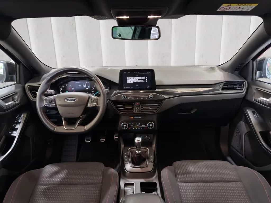 Ford Focus Turnier ST-Line 06/2019-photo-12
