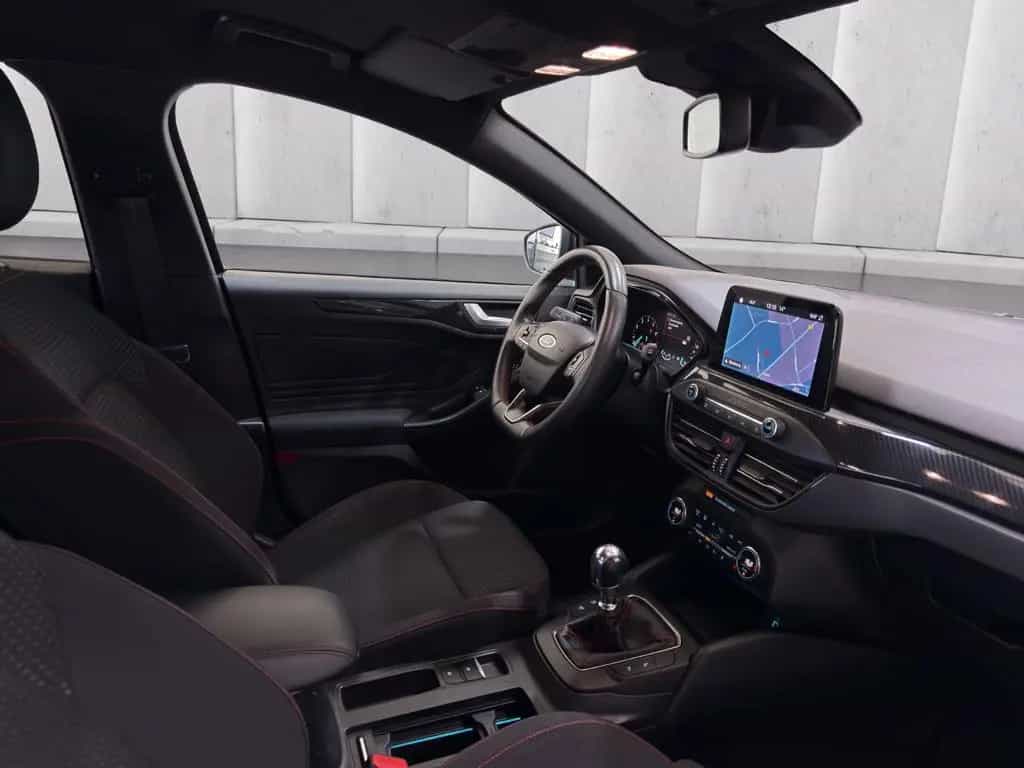 Ford Focus Turnier ST-Line 06/2019-photo-15