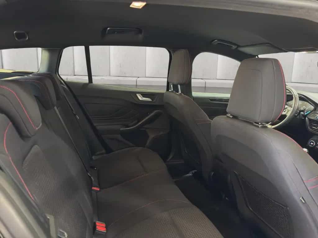 Ford Focus Turnier ST-Line 06/2019-photo-16