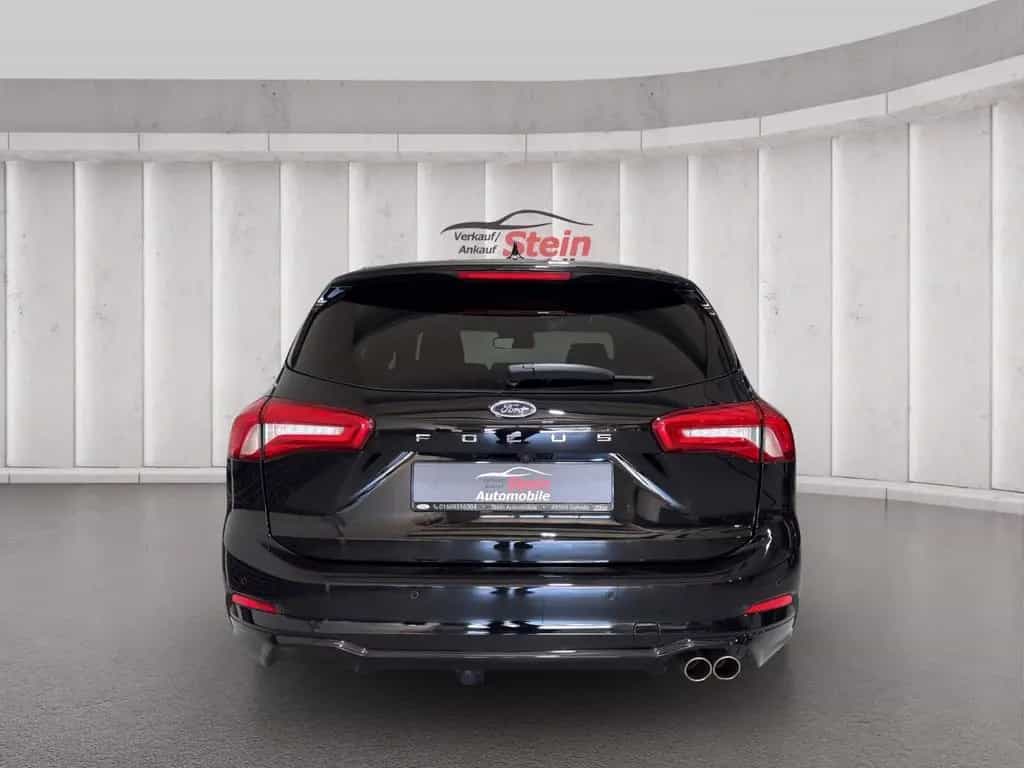 Ford Focus Turnier ST-Line 06/2019-photo-3