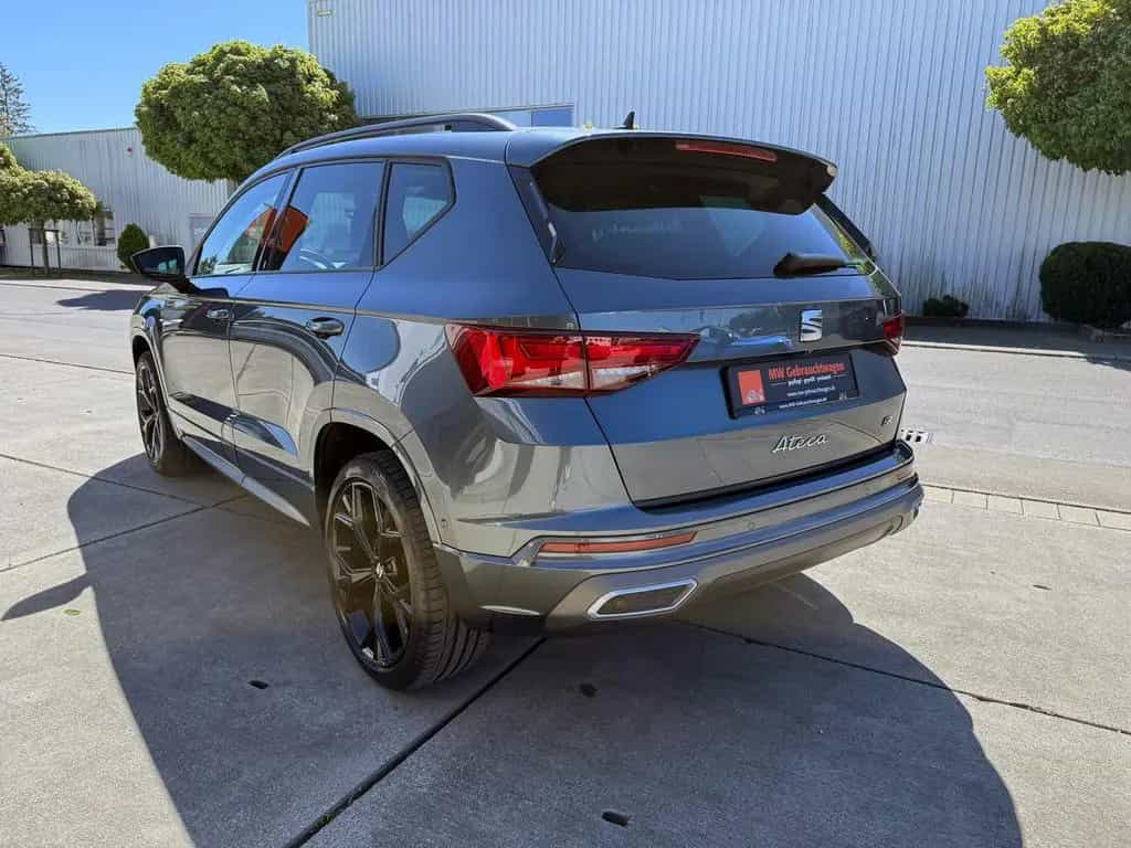 Seat Ateca 1.5TSI DSG FR ACC LED SHZ AHK KAM CarPlay 01/2022-photo-16