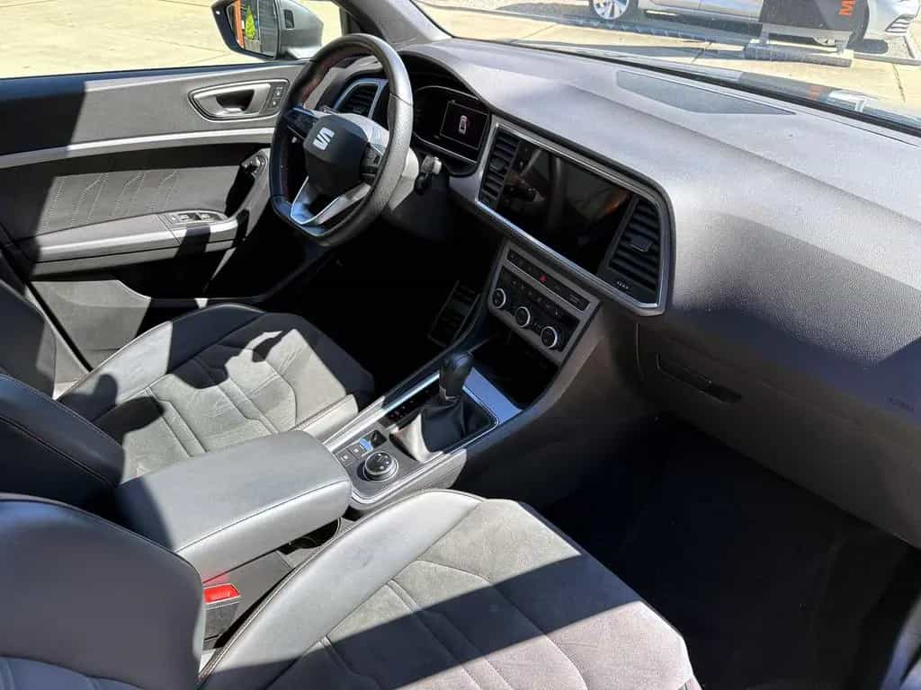 Seat Ateca 1.5TSI DSG FR ACC LED SHZ AHK KAM CarPlay 01/2022-photo-22