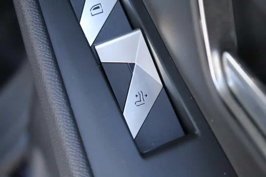 DS Automobiles DS7 (Crossback) DS7 Pur Tech  RIVOLI ( 14.660.- € NETTO ) 06/2020-photo-13
